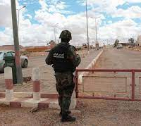 Les Tunisiens bloqués à la frontière tuniso-libyenne, autorisés à regagner le pays