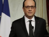 Attentats à Paris: Hollande accuse le groupe Etat islamique d'avoir perpétré un acte de guerre
