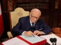 Béji Caïd Essebsi décide de prolonger l’état d’urgence d’un mois