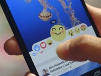 Facebook va tester six « réactions » en plus du bouton « J'aime »