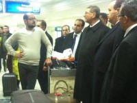 Habib Essid et Najem Gharsalli effectuent une visite inopinée à l’Aéroport Tunis-Carthge