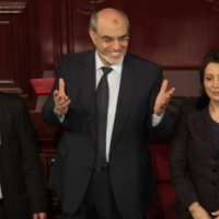 Hamadi Jebali, Houcine Abassi, et Wided Bouchamaoui, signent le pacte social à l'Assemblée nationale constituante