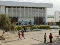 Khalbous : Possibilité de rendre payant l’accès des étudiants étrangers aux universités tunisiennes