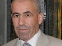 Lazhar Akremi: Youssef Chahed ne brigue pas la présidence du comité politique de Nidaa Tounes