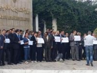 Le Syndicat du corps diplomatique manifeste devant le ministère des AE: Précisions du Département