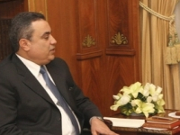 Mehdi Jomaa présente la démission de son gouvernement au Président de la République