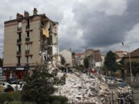 Sept morts et onze blessés dans l'explosion d'un immeuble à Paris