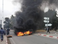 Tunisie: les protestations se propagent à Tala, Feriana et Meknassi