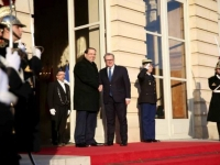 Youssef Chahed s’entretient à Paris avec le président de l’assemblée nationale française